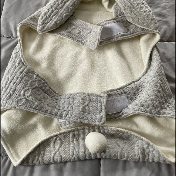 LG dog bunny coat. Fit 60lb pitbull. Worn about 4x. - Picture 2 of 4